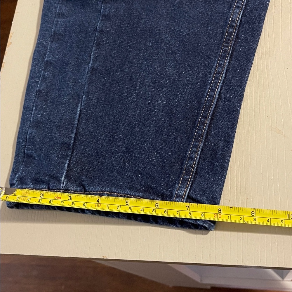 Old Navy Dark Blue Barrel Leg Jeans- Size 6 - Picture 4 of 11